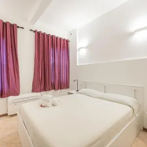 Casa Luna - Vicino Stazione Dei Treni , Venezia Italia